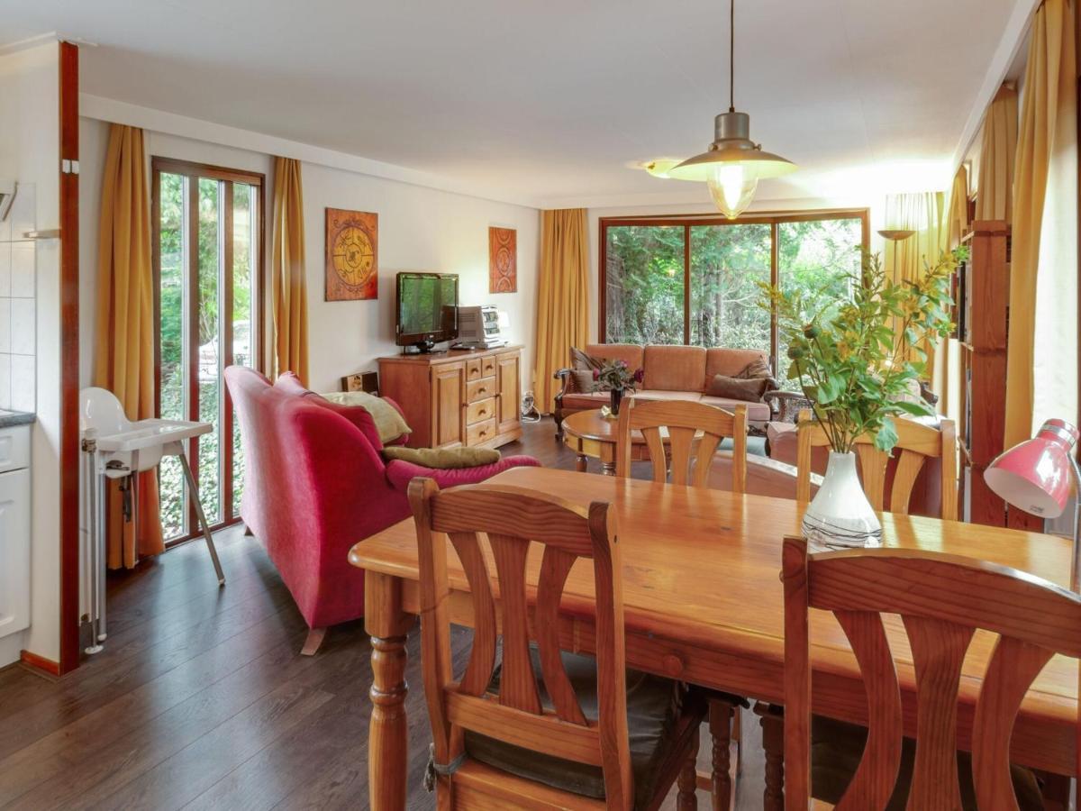 Tasteful Chalet Near Ommen For Family Stegeren Eksteriør bilde